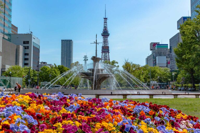 Odori Park, Nishi 4-chome