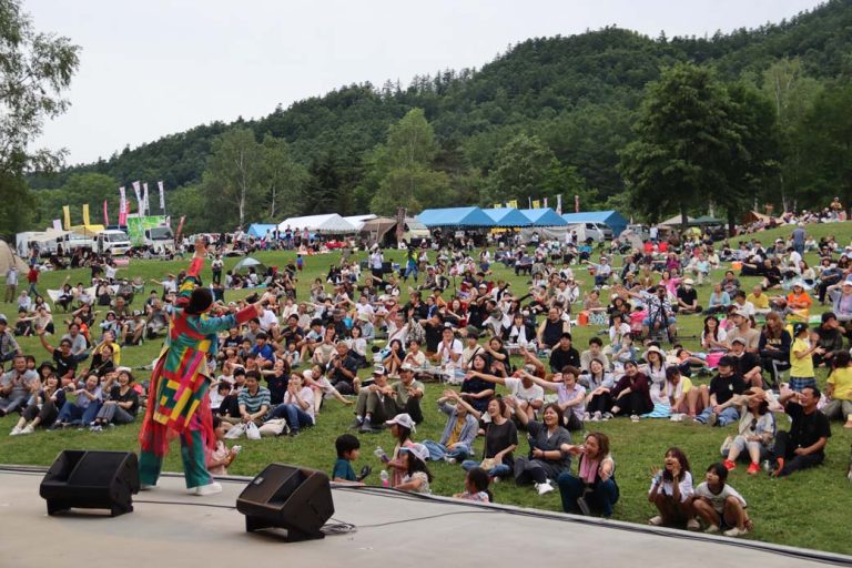 Kanayama Lake Water Festival
