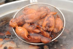 Ikameshi (squid rice)