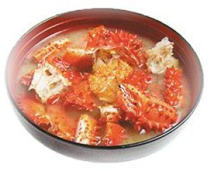 Gun soup (Miso soup with crab)